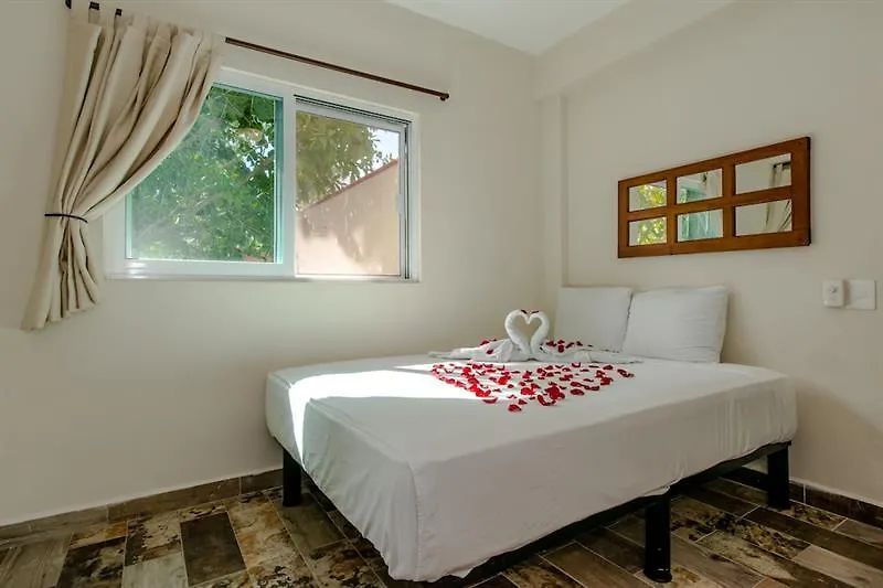 ***  Casa Luca Hotel Playa del Carmen Mexico